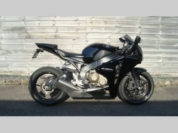 2008 Honda CBR 1000 RR Fireblade - € 7.750 (1/1)