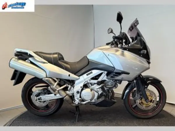 2002 Suzuki V-Strom DL 1000 - € 2.700 (1/1)