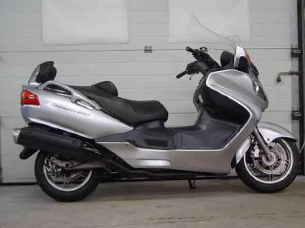 2003 Suzuki Burgman AN 650 - € 2.350 (1/1)