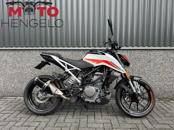2021 KTM 390 Duke - € 4.990 (1/1)