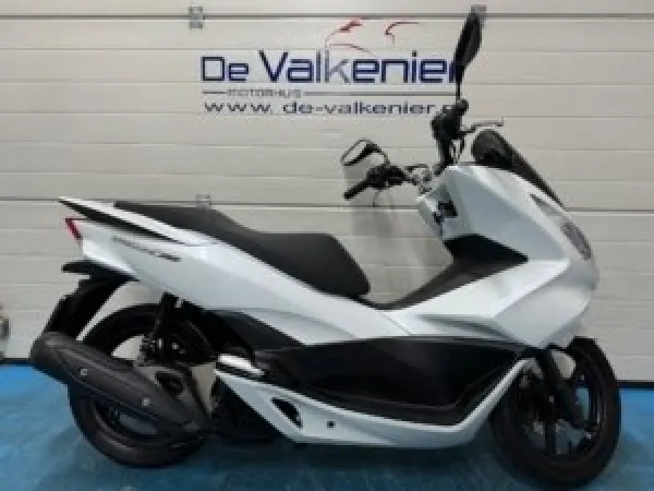 2014 Honda PCX 125 - € 2.490 (1/1)
