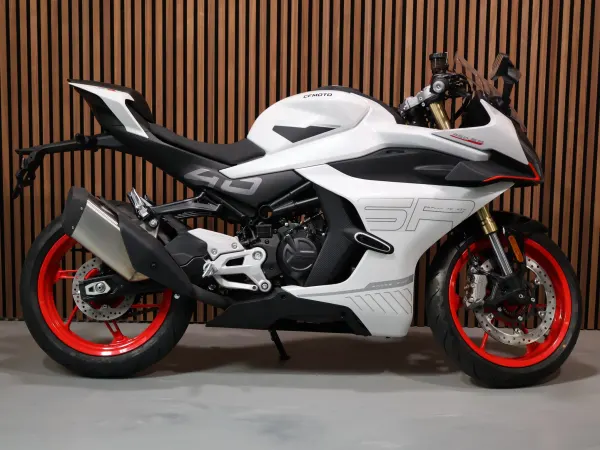 2025 Cfmoto 450 SR - € 7.199 (1/1)