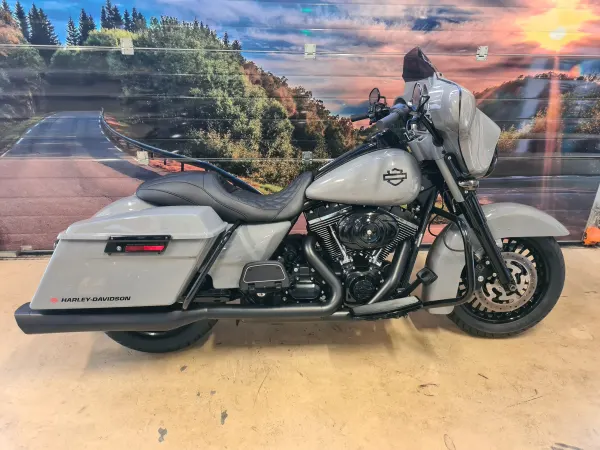 2009 Harley-Davidson FLHX Look - € 12.950 (1/1)