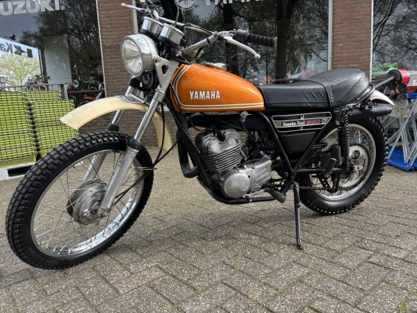 1975 Yamaha DT 250 Enduro - € 7.500 (1/1)