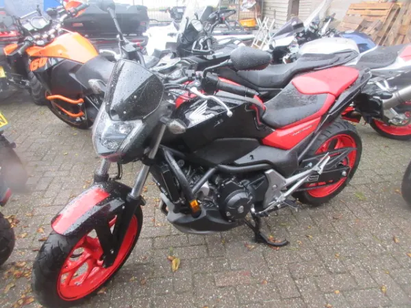 2016 Honda NC 750S - € 4.499 (1/1)