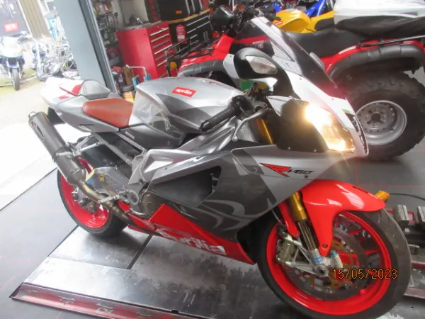 2007 Aprilia RSV 1000 R - €4,750 (1/1)