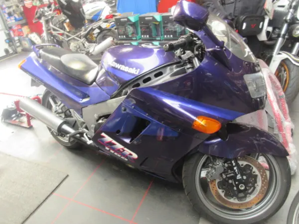 1992 Kawasaki ZZ-R 1100 - € 2.995 (1/1)