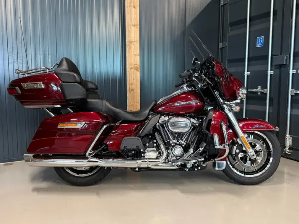 2017 Harley-Davidson Electra Glide Ultra Limited FLHTK - € 27.950 (1/1)