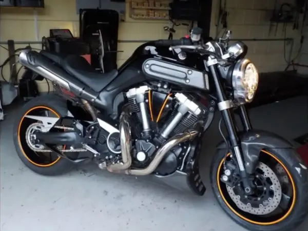 2005 Yamaha MT-01 - € 7.000 (1/1)