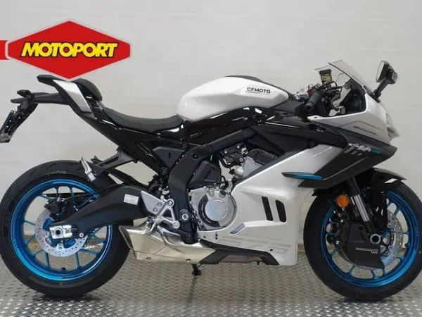 2026 Cfmoto 675 SR-R - € 8.999 (1/1)