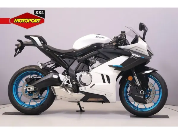 2026 Cfmoto 675 SR-R - € 8.999 (1/1)