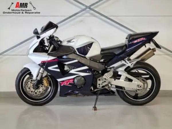2002 Honda CBR 900 RR Fireblade - € 5.940 (1/1)
