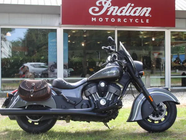 2015 Indian Dark Horse Chief Darkhorse - € 18.950 (1/1)