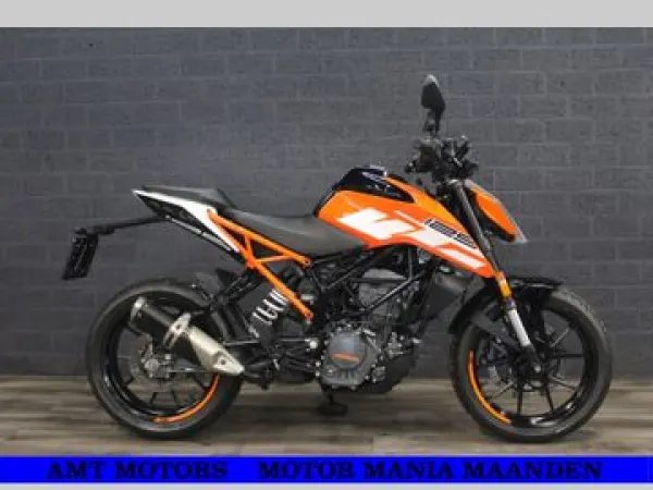 2021 KTM 125 Duke - € 4.950 (1/1)