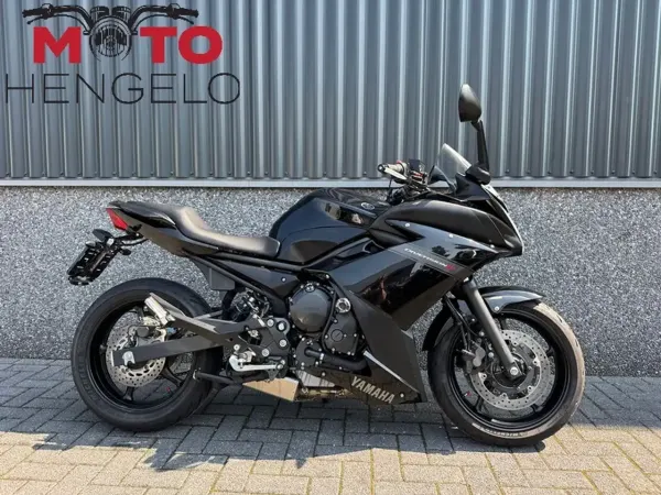 2013 Yamaha XJ 6 - €4,990 (1/1)