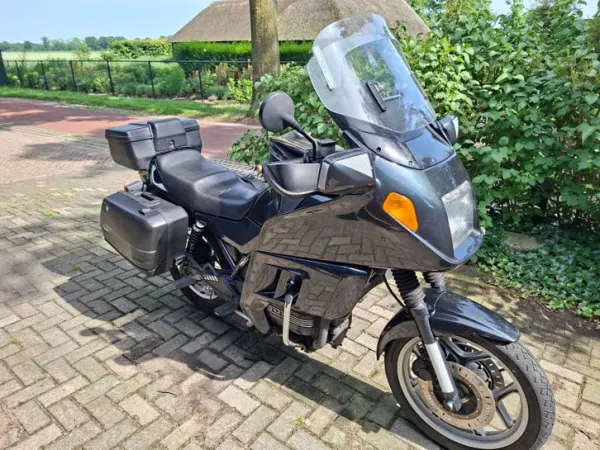 1992 BMW K75 RT 1992 119.000 km - €1,600 · Bidding (1/1)