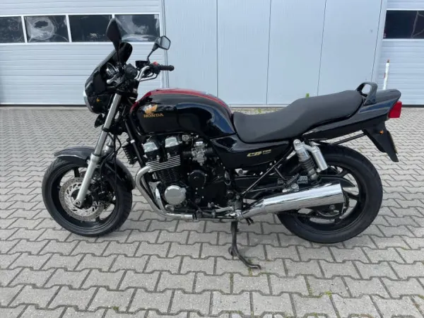 Year unknown Honda CB 750 Sevenfifty 1998 - €2,000 · Bidding (1/1)