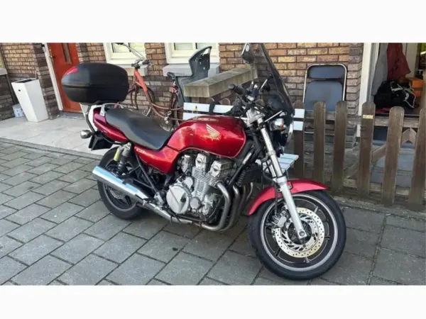 1996 Honda CB 750 - €1,600 (1/1)