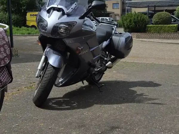 2005 Yamaha FJR 1300 - €4,350 (1/1)