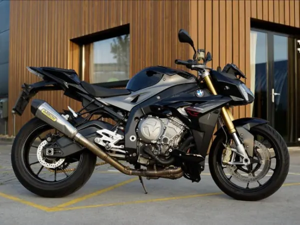 Bouwjaar onbekend BMW S 1000 R - € 8.750 · Bieden (1/1)