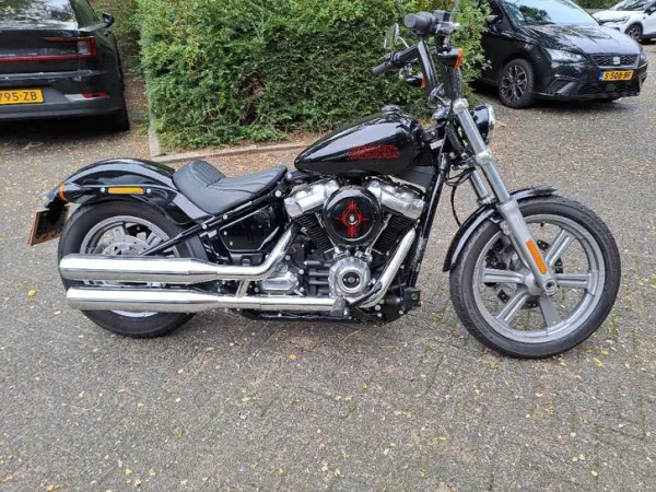 2023 Harley-Davidson Softail - €13,250 · Bidding (1/1)