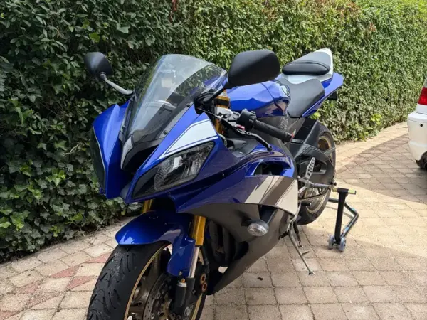2008 Yamaha YZF-R6 - €8,490 (1/1)