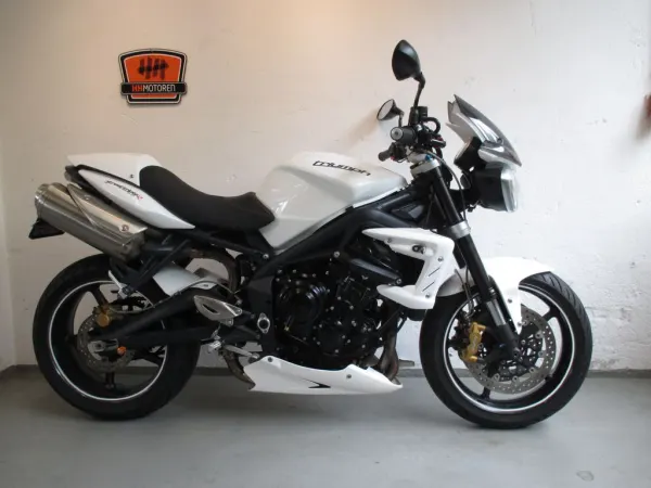 2012 Triumph Street Triple 675 - € 4.990 (1/1)