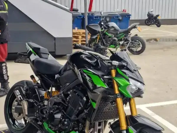 2023 Kawasaki Z 900 - €9,200 (1/1)