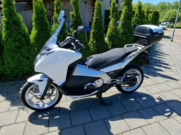 2012 Honda Integra - Prijs op aanvraag (1/1)