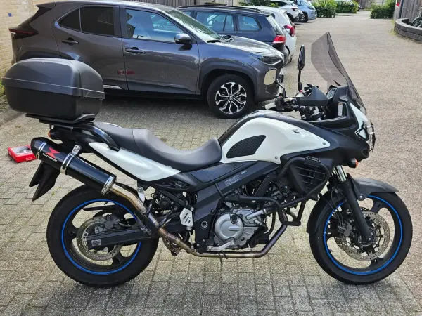 2012 Suzuki V-Strom 650 - € 4.600 (1/1)