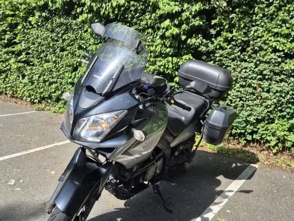 2002 Suzuki V-Strom 650 - € 2.200 (1/1)