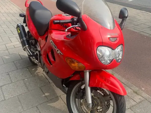 2000 Suzuki GSX 600 - € 1.500 (1/1)