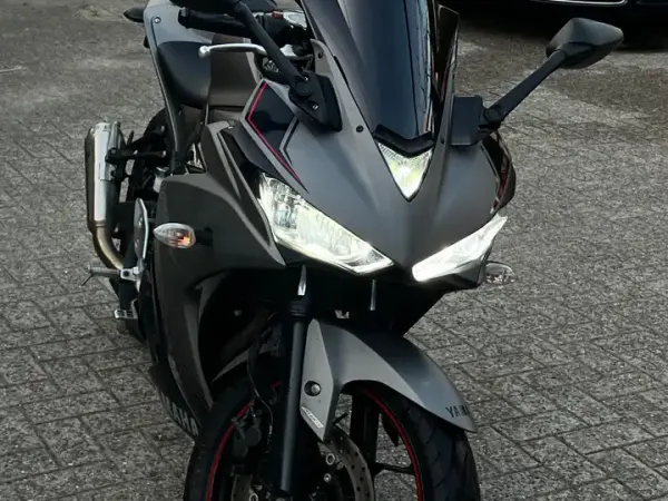 2019 Yamaha YZF-R3 - € 4.999 (1/1)