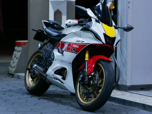 2022 Yamaha YZF-R7 - €8,000 (1/1)