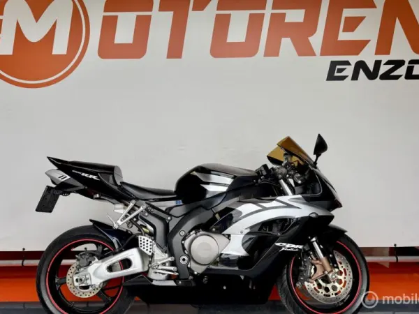 2004 Honda CBR 1000RR Fireblade Black/Grey Uniek Lage km Stand - € 5.790 (1/1)