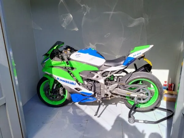 2024 Kawasaki Ninja zx 4rr 40th Anniversary Edition - € 9.500 (1/1)