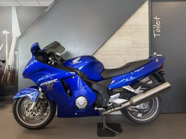 2004 Honda cbr 1100 - € 3.999 (1/1)