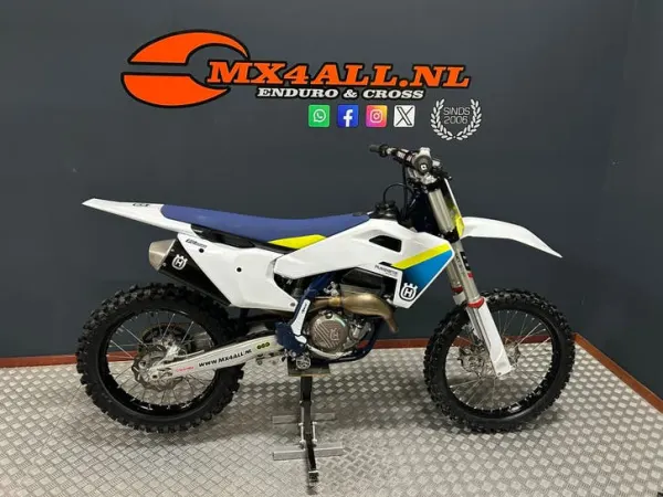 2025 KTM Husqvarna FC 250 2025 no KTM 250 SXF (bj 2025) - € 5.999 (1/1)