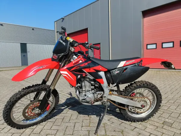 2002 Honda CRF 450 - €2,800 (1/1)
