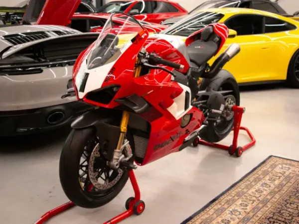 2023 Ducati Panigale V4 R - € 44.950 (1/1)