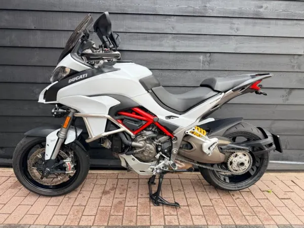 2015 Ducati Multistrada 1200 S-Dealer onderhouden, Veel Extra's - €12,950 (1/1)