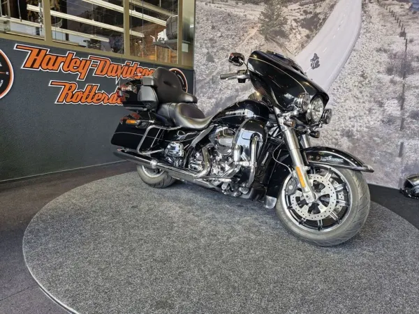 2014 Harley-Davidson Electra Glide Ultra Limited FLHTK - € 18.990 (1/1)