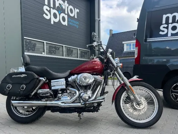 2006 Harley-Davidson Super Glide Custom 2006 - €6,350 · Bidding (1/1)