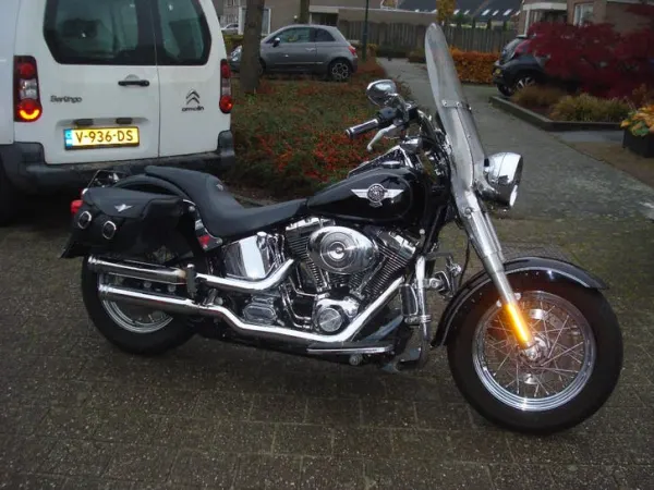 2006 Harley-Davidson Fat Boy - € 8.500 · Bieden (1/1)