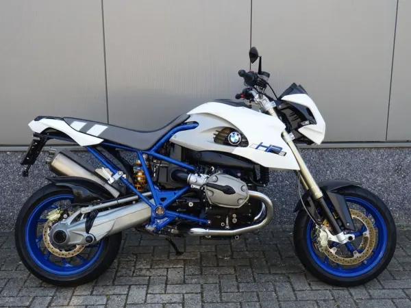 2008 BMW HP 2 Megamoto - € 14.945 (1/1)