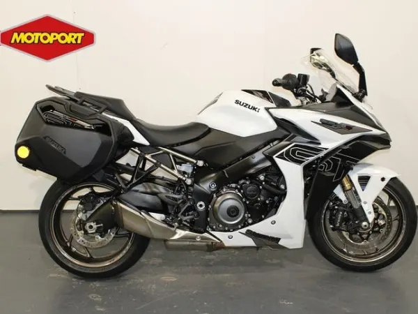 2026 Suzuki GSX S 1000 GT (bj 2026) - € 16.390 · Bieden (1/1)