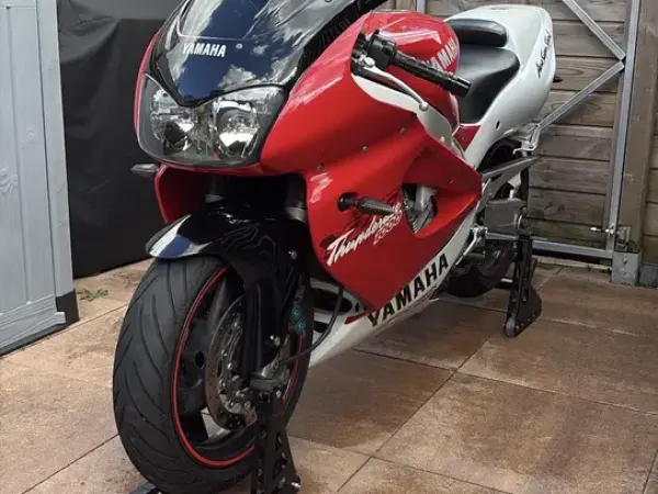 1996 Yamaha YZF 1000 - € 1.800 · Bieden (1/1)