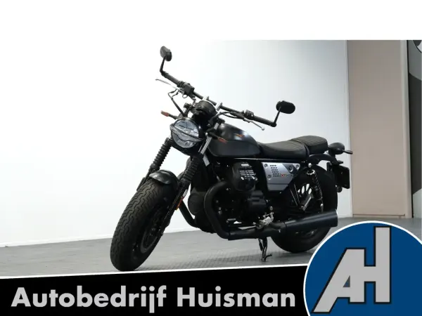 2023 Moto Guzzi V 9 - €9,888 (1/1)