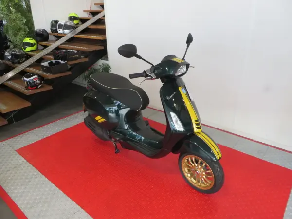 2023 Vespa Sprint 50 - € 3.990 (1/1)
