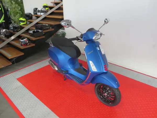 2023 Vespa Sprint 50 - € 3.990 (1/1)